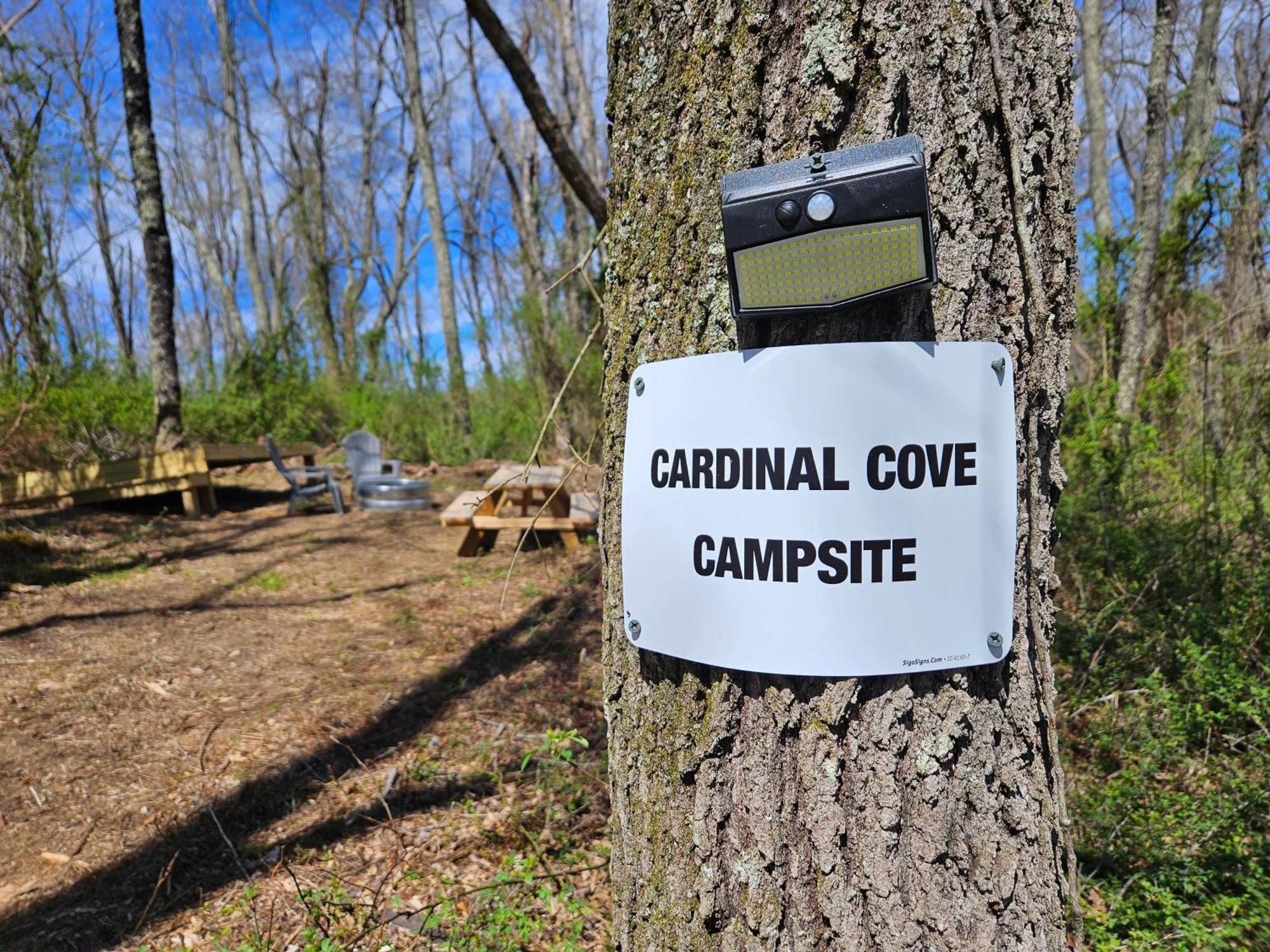 Cardinal Cove Campsite At Hocking Vacations - Tent Not Included Logan Eksteriør billede