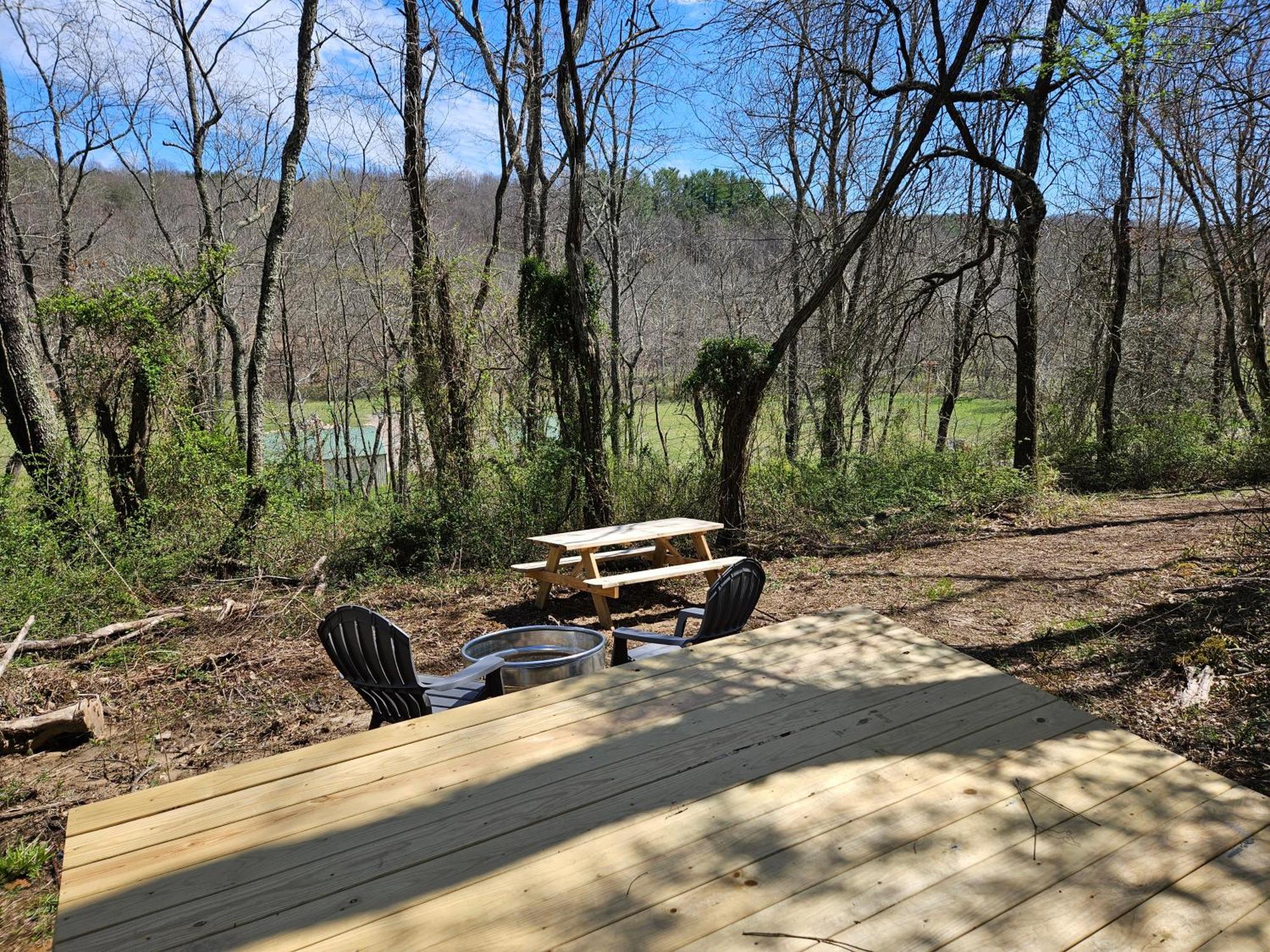 Cardinal Cove Campsite At Hocking Vacations - Tent Not Included Logan Eksteriør billede